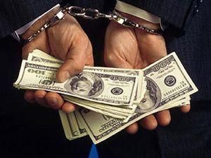 Молодого депутата-еколога затримали за хабар 60 тис. гривень Молодого депутата-еколога затримали за хабар 60 тис. гривень