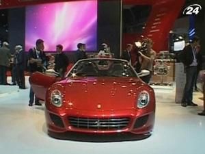 Паризьке автошоу відкрило двері для широкого загалу - 2 жовтня 2010 - Телеканал новин 24 Паризьке автошоу відкрило двері для широкого загалу - 2 жовтня 2010 - Телеканал новин 24