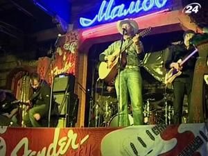 У столиці відбулась чергова “Fender-party” У столиці відбулась чергова “Fender-party”