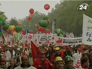 Тема тижня: Масштабні акції непокори паралізували Європу Тема тижня: Масштабні акції непокори паралізували Європу