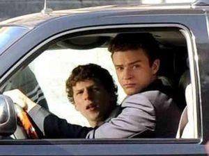 Фільм про Facebook очолив північноамериканський прокат Фільм про Facebook очолив північноамериканський прокат