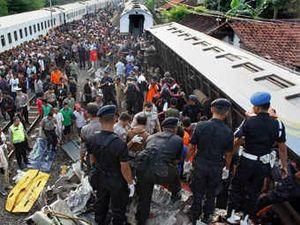 В Індонезії влада звинувачує машиніста поїзда в загибелі 36 людей