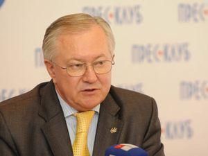 Тарасюк вимагає оприлюднити умови обслуговування Україною російського флоту Тарасюк вимагає оприлюднити умови обслуговування Україною російського флоту