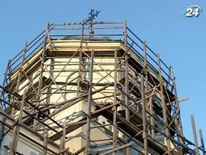 У м. Щирці руйнується церква Різдва Пресвятої Богородиці XVI ст. У м. Щирці руйнується церква Різдва Пресвятої Богородиці XVI ст.