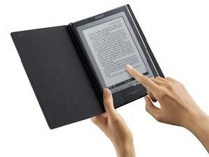 Табачник обіцяє дітям-сиротам безкоштовні електронні книги Табачник обіцяє дітям-сиротам безкоштовні електронні книги