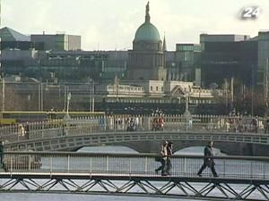 Тема тижня: Fitch знизило рейтинг Ірландії з "AA-" до "A+" Тема тижня: Fitch знизило рейтинг Ірландії з "AA-" до "A+"