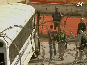 ФБР заарештувало 80 поліцейських у Пуерто-Ріко ФБР заарештувало 80 поліцейських у Пуерто-Ріко