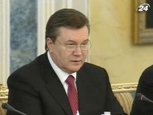 Янукович здійснить дводенний візит до Франції Янукович здійснить дводенний візит до Франції