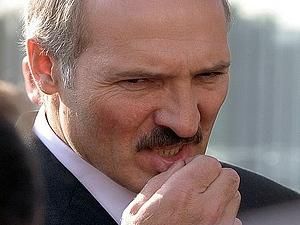 Лукашенко: треба допомогти і іншим кандидатам зібрати підписи Лукашенко: треба допомогти і іншим кандидатам зібрати підписи