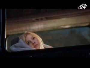 "Бурлеск": втративши батьків, Алі вирушає до Лос-Анжелеса "Бурлеск": втративши батьків, Алі вирушає до Лос-Анжелеса