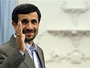 ЗМІ: наступного тижня Ахмадінеджад закидає Ізраїль камінням ЗМІ: наступного тижня Ахмадінеджад закидає Ізраїль камінням