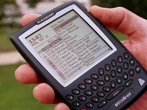 Арабські Емірати відмовились забороняти BlackBerry Арабські Емірати відмовились забороняти BlackBerry