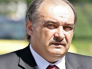 Суперник Лукашенка відмовився від участі у президентських перегонах Суперник Лукашенка відмовився від участі у президентських перегонах