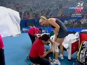 Каролін Возняцкі пробилася до півфіналу Каролін Возняцкі пробилася до півфіналу