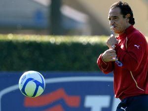 Пранделлі готовий викликати Тотті Пранделлі готовий викликати Тотті