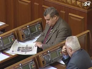 Верховна Рада хоче збільшити свої і президентські повноваження до 5 років Верховна Рада хоче збільшити свої і президентські повноваження до 5 років
