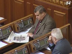 Верховна Рада хоче збільшити свої і президентські повноваження до 5 років