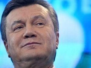 Янукович побажав художникам творчого натхнення Янукович побажав художникам творчого натхнення