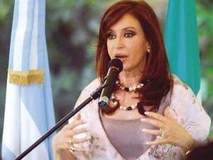 Аргентина протестує проти військових навчань Великобританії Аргентина протестує проти військових навчань Великобританії