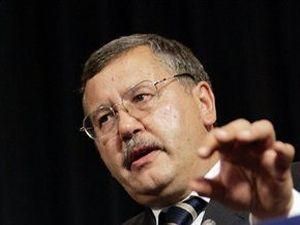 Гриценко пояснив, чому з'являється дефіцит в Пенсійному фонді