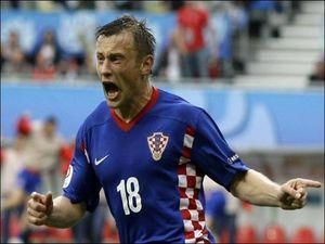 Олічу зламали ніс в матчі з Ізраїлем Олічу зламали ніс в матчі з Ізраїлем