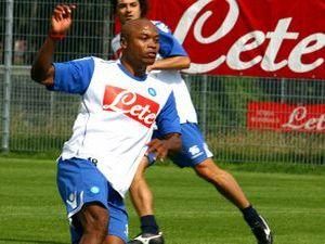 Одразу двоє захисників "Наполі" цікавлять туринський "Ювентус" Одразу двоє захисників "Наполі" цікавлять туринський "Ювентус"