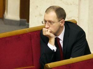 Яценюк: по всій Україні воюють проти "Фронту змін" Яценюк: по всій Україні воюють проти "Фронту змін"