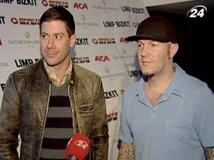 LimpBizkit розповіли про українську їжу, холод і запах кохання - 11 жовтня 2010 - Телеканал новин 24 LimpBizkit розповіли про українську їжу, холод і запах кохання - 11 жовтня 2010 - Телеканал новин 24