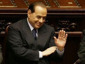 Сільвіо Берлусконі лежить в лікарні після операції Сільвіо Берлусконі лежить в лікарні після операції