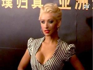 Крістіна Агілера пішла від чоловіка Крістіна Агілера пішла від чоловіка