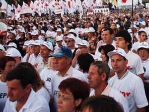 Учасниця голодування від БЮТ потрапила у лікарню Учасниця голодування від БЮТ потрапила у лікарню