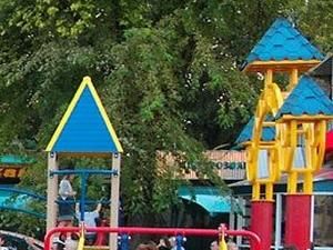 Кабмін виділив 7 мільйонів гривень на дитячі майданчики Кабмін виділив 7 мільйонів гривень на дитячі майданчики