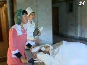 Усіх потерпілих в автокатастрофі у Марганці перевезли до лікарні Дніпропетровська Усіх потерпілих в автокатастрофі у Марганці перевезли до лікарні Дніпропетровська