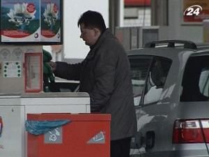 Франція: через страйки АЗС можуть залишитися без пального Франція: через страйки АЗС можуть залишитися без пального