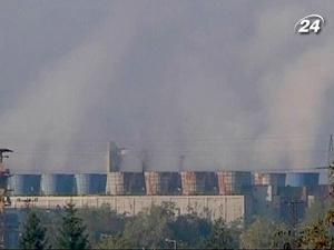 В Угорщині відновив роботу завод, на якому стався витік червоного шламу В Угорщині відновив роботу завод, на якому стався витік червоного шламу