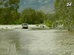 Східні штати Австралії постраждали від снігопадів та злив Східні штати Австралії постраждали від снігопадів та злив