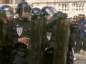 Французька влада оголошує війну демонстрантам Французька влада оголошує війну демонстрантам