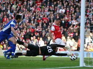 "Арсенал" та "Тоттенхем" здобувають вольові перемоги. Відео "Арсенал" та "Тоттенхем" здобувають вольові перемоги. Відео