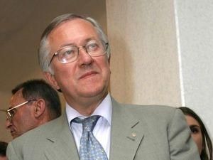 Рух відкриває свої списки для кандидатів від "Батьківщини" у Львові Рух відкриває свої списки для кандидатів від "Батьківщини" у Львові