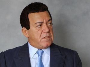 Кобзон втратив свідомість під час свого виступу в Астані Кобзон втратив свідомість під час свого виступу в Астані