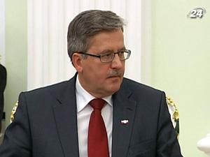 Коморовський: процес примирення Росії і Польщі буде нелегким Коморовський: процес примирення Росії і Польщі буде нелегким