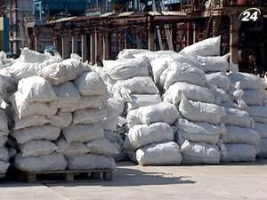 Україна хоче запровадити антидемпінгове мито на імпорт аміачної селітри з Росії Україна хоче запровадити антидемпінгове мито на імпорт аміачної селітри з Росії