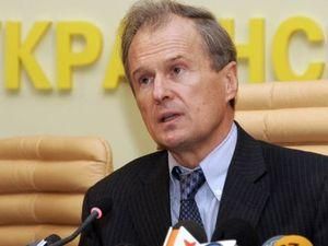 Костенко: захист української мови вимагає коштів Костенко: захист української мови вимагає коштів