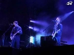 Лідер гурту Radiohead допоможе видати "2 хвилини тиші" Лідер гурту Radiohead допоможе видати "2 хвилини тиші"