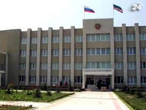 Напад на чеченський парламент в Грозному Напад на чеченський парламент в Грозному