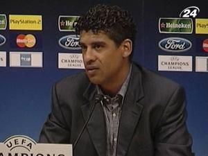 Франк Райкард може покинути "Галатасарай" Франк Райкард може покинути "Галатасарай"