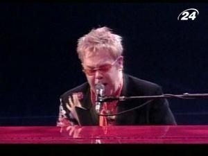 Елтон Джон вирішив стати блюзменом Елтон Джон вирішив стати блюзменом