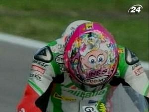 Макс Бьяджі підписав новий контракт з "Aprilia" Макс Бьяджі підписав новий контракт з "Aprilia"