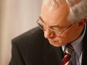 Азаров: знайшов в Україні другий Сингапур Азаров: знайшов в Україні другий Сингапур