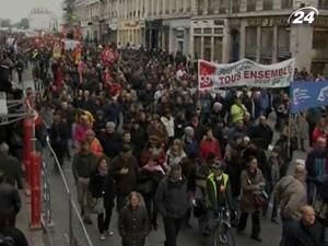 Французька влада силою розблокувала нафтосховища Французька влада силою розблокувала нафтосховища